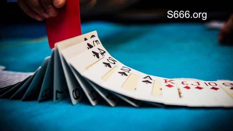 hướng dẫn chơi game Strip Poker